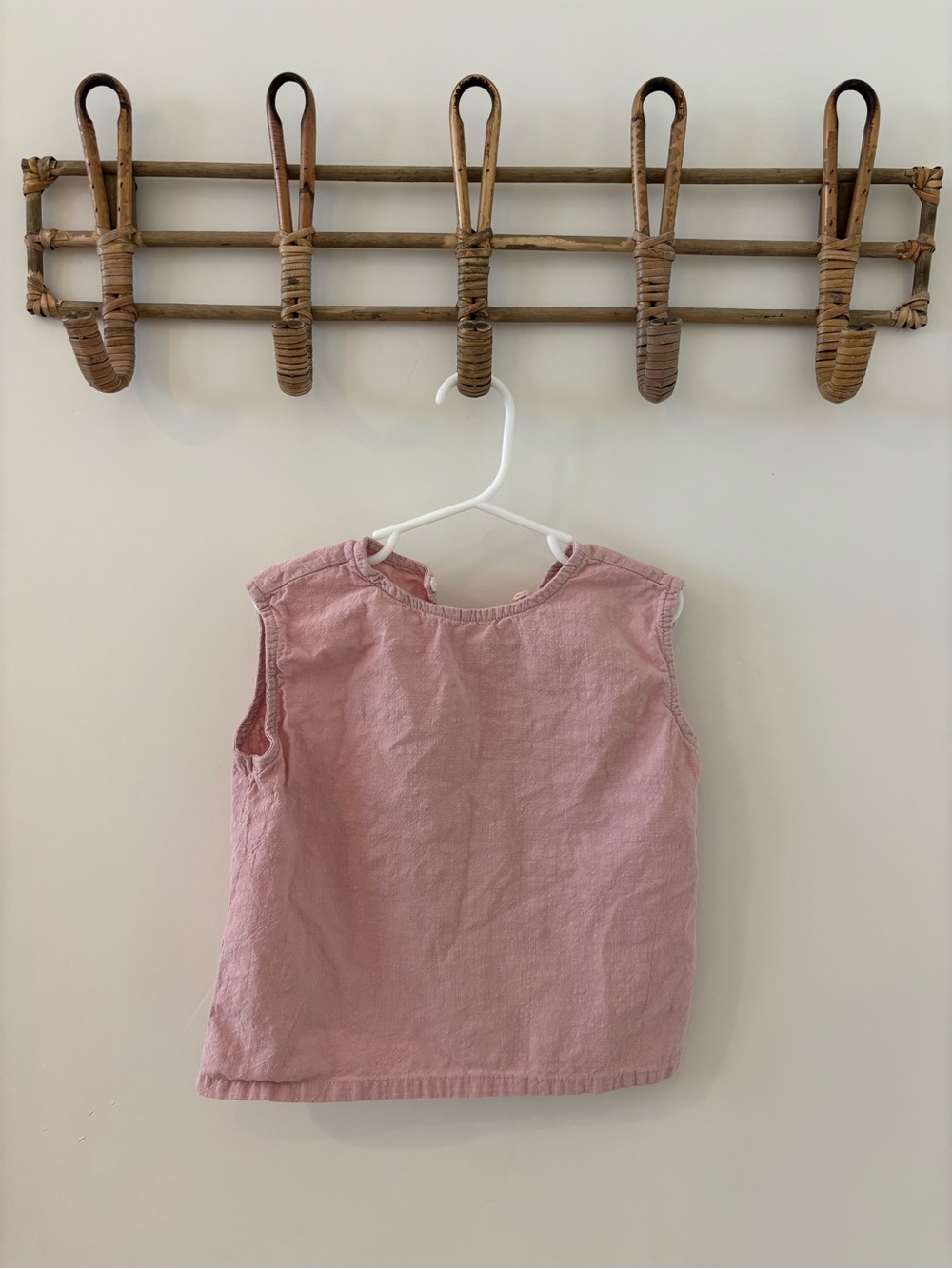 Girls' Sleeveless Pink Linen-Blend Top